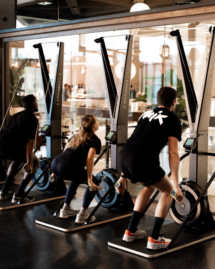 accueil,tapis de course,vélos d'appartement,boutique,LouRobert Store,équipe